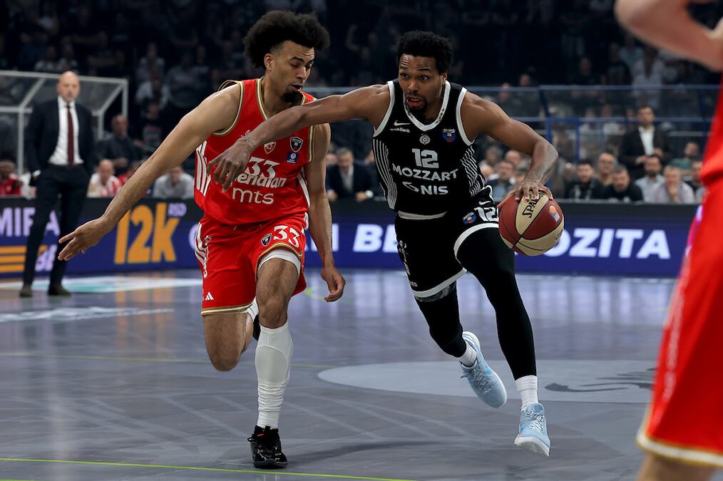 ODGOVORI NA 9 OD 10 ZANIMLJIVIH PITANJA I POKUPI MVP PRIZNANJE! Koliko dobro poznaješ istoriju košarkaških VEČITIH DERBIJA?