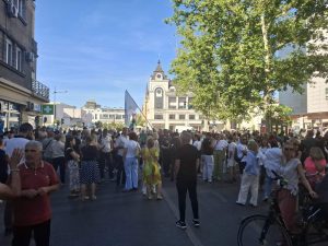Blokadom raskrsnice okončan protest ispred Komore medicinskih sestara u Novom Sadu