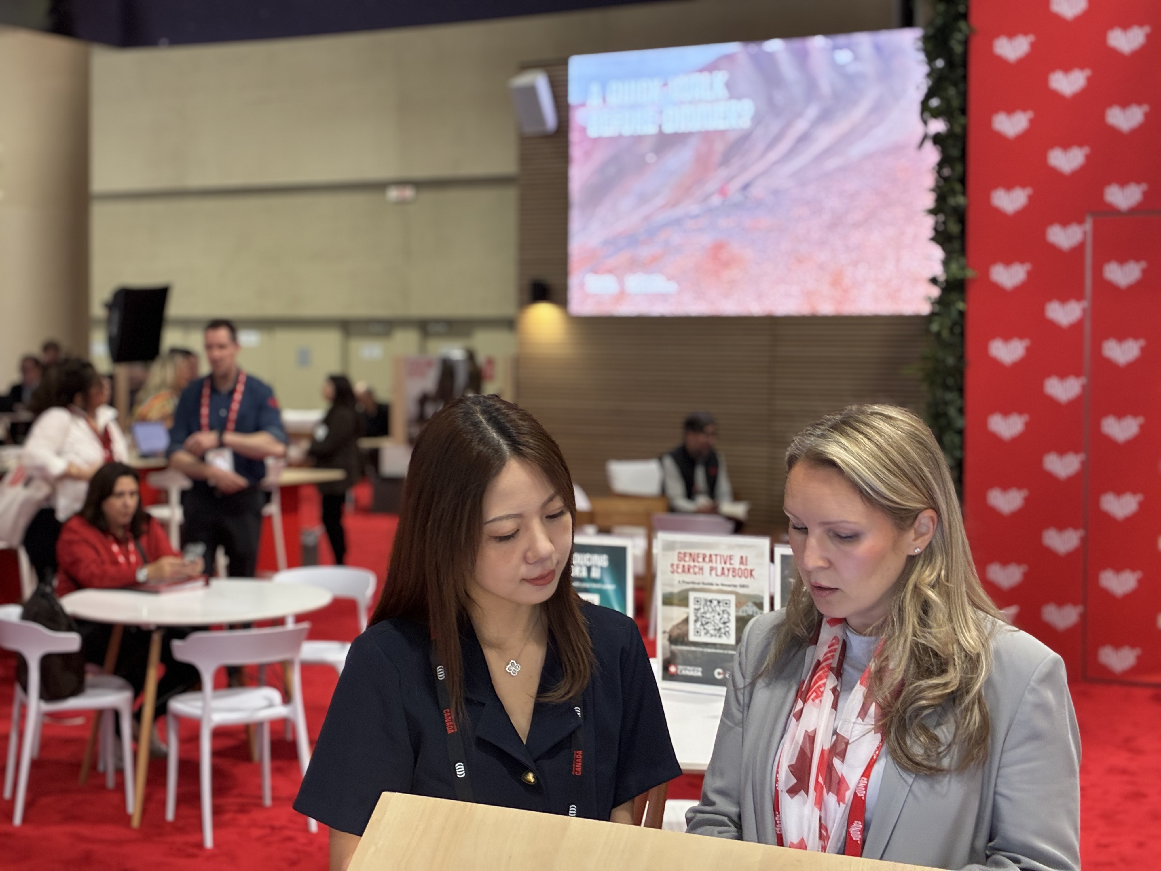 Chinese tourists are choosing Canada — again