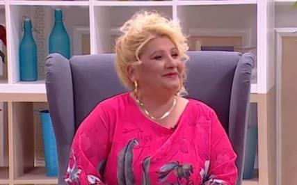 "SVESNO SAM MU RASTURILA BRAK I UDALA SE ZA NJEGA, SVEKAR JE HTEO DA ME ZGAZI KOMBIJEM" Šikicina šok ispovest: Pevala sam na sahrani svoje majke 