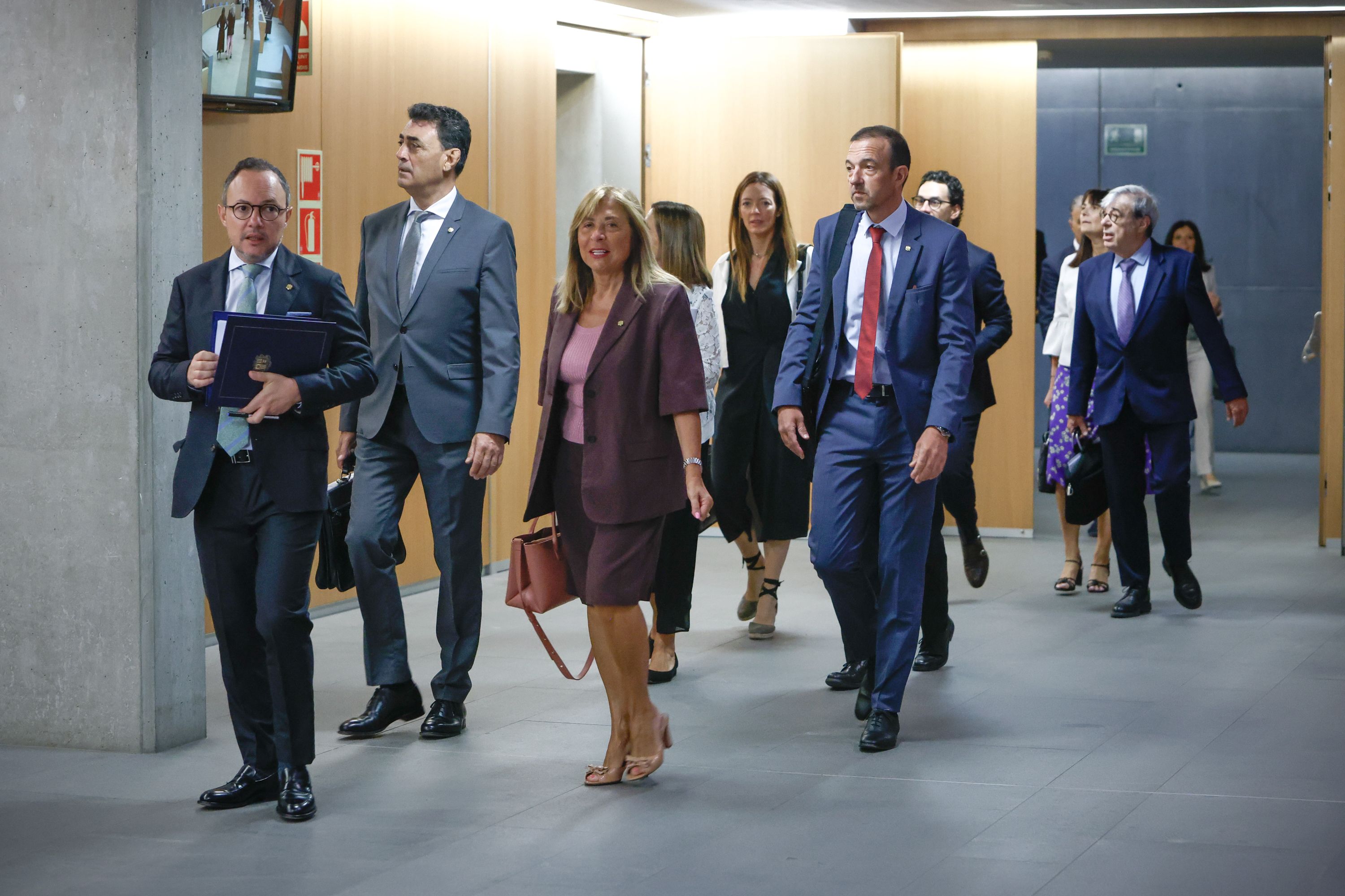 Espot defensa l'obra de Govern i ataca l'oposició per l'avortament i l'acord amb la UE
