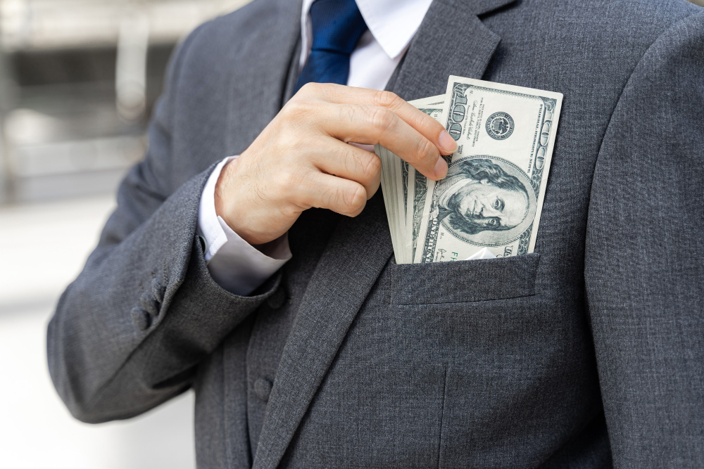 Amerikanac na granici s BiH kažnjen zbog 50.000 dolara