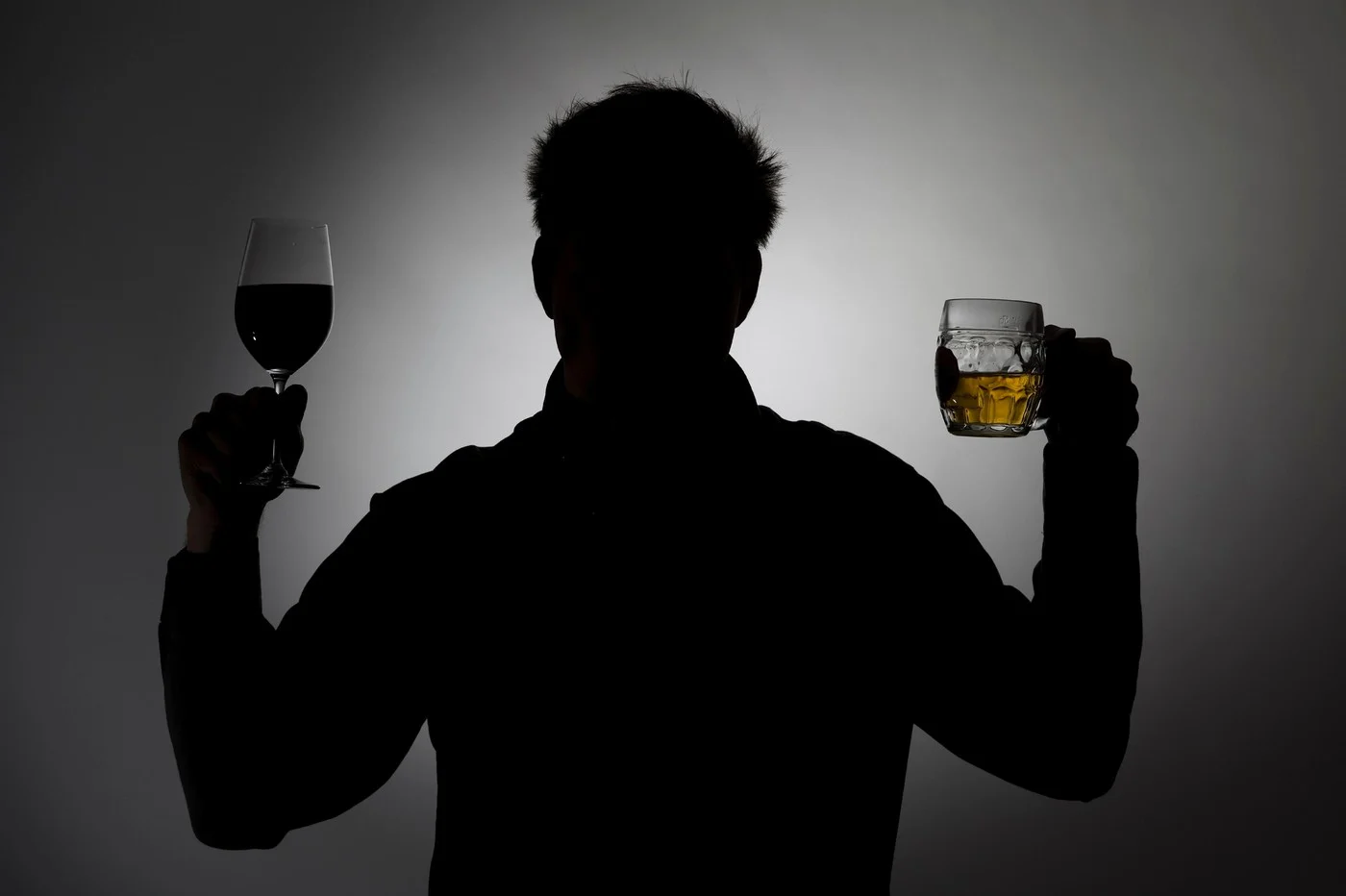 Istraživanje na 340.000 ljudi dalo odgovor: Šta je štetnije – pivo ili vino?