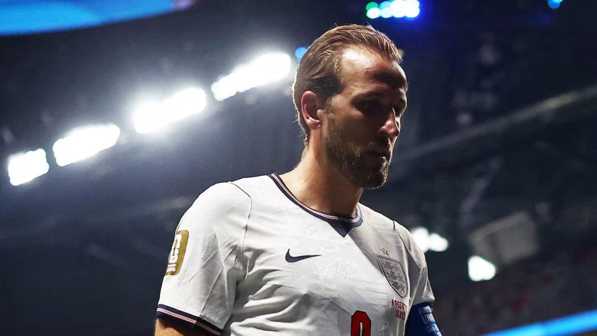 
                Harry Kane se sincera: "Inglaterra intentó resistir, pero no fue suficiente"
            