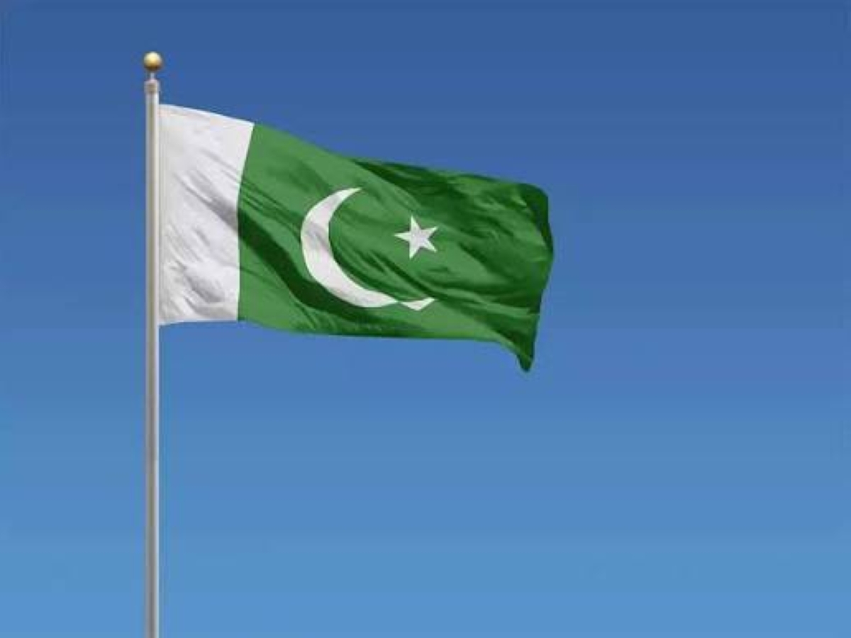 Pakistan Declares National Mourning for HH the Father Amir
