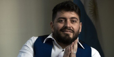 Engleska nas podseća na rat i našu poginulu braću: Maradonin sin zapalio Argentinu
