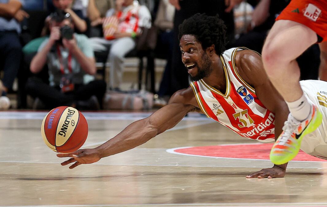 SAOPŠTENJE CRVENE ZVEZDE U PONOĆ: Na Malom Kalemegdanu nisu zadovoljni suđenjem protiv Cedevita Olimpije...