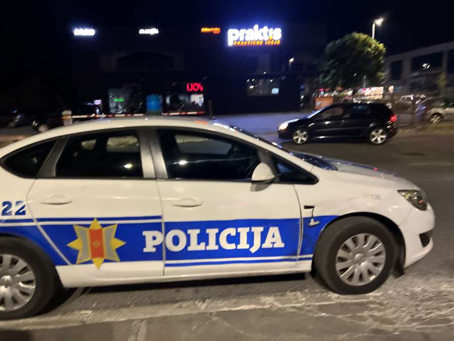 PAO NELEGALNI BIZNIS U NIKŠIĆU: Oduzeto devet aparata za igre na sreću, podnete tri krivične prijave
