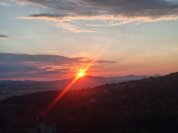 Pretežno sunčano i toplo