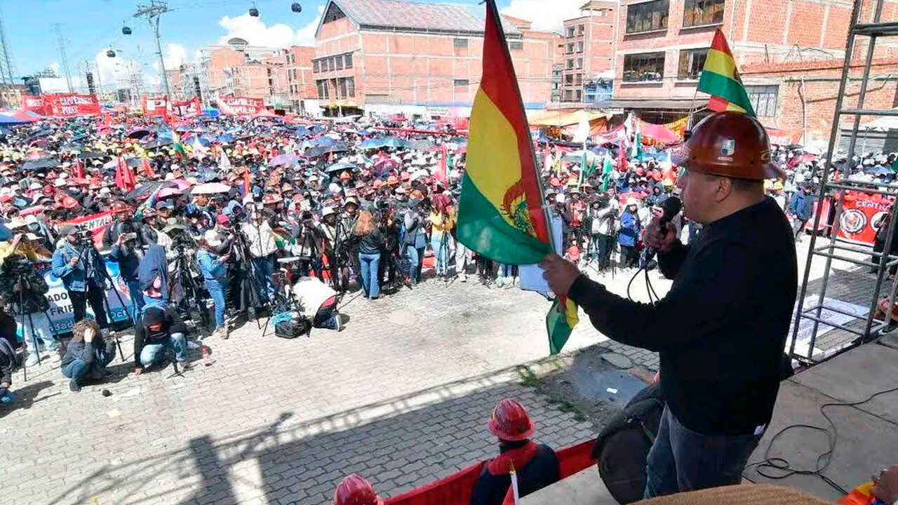 Tras la anulación de la orden de aprehensión contra Argollo, la COB convoca a ampliado