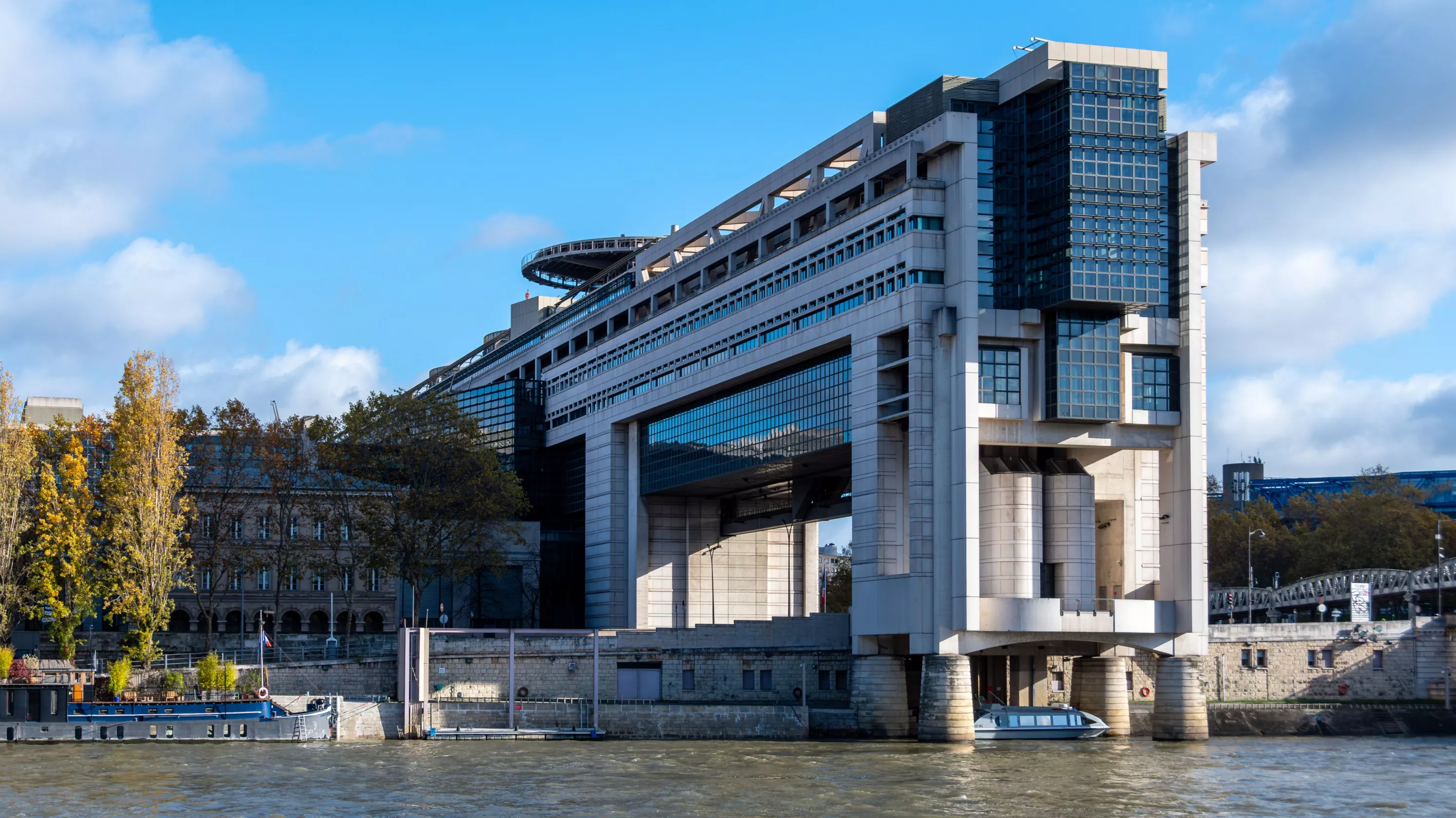 « Il ne faut pas avoir de tabou » : les quatre experts mandatés par Bercy préconisent une « année blanche » dans le budget 2027