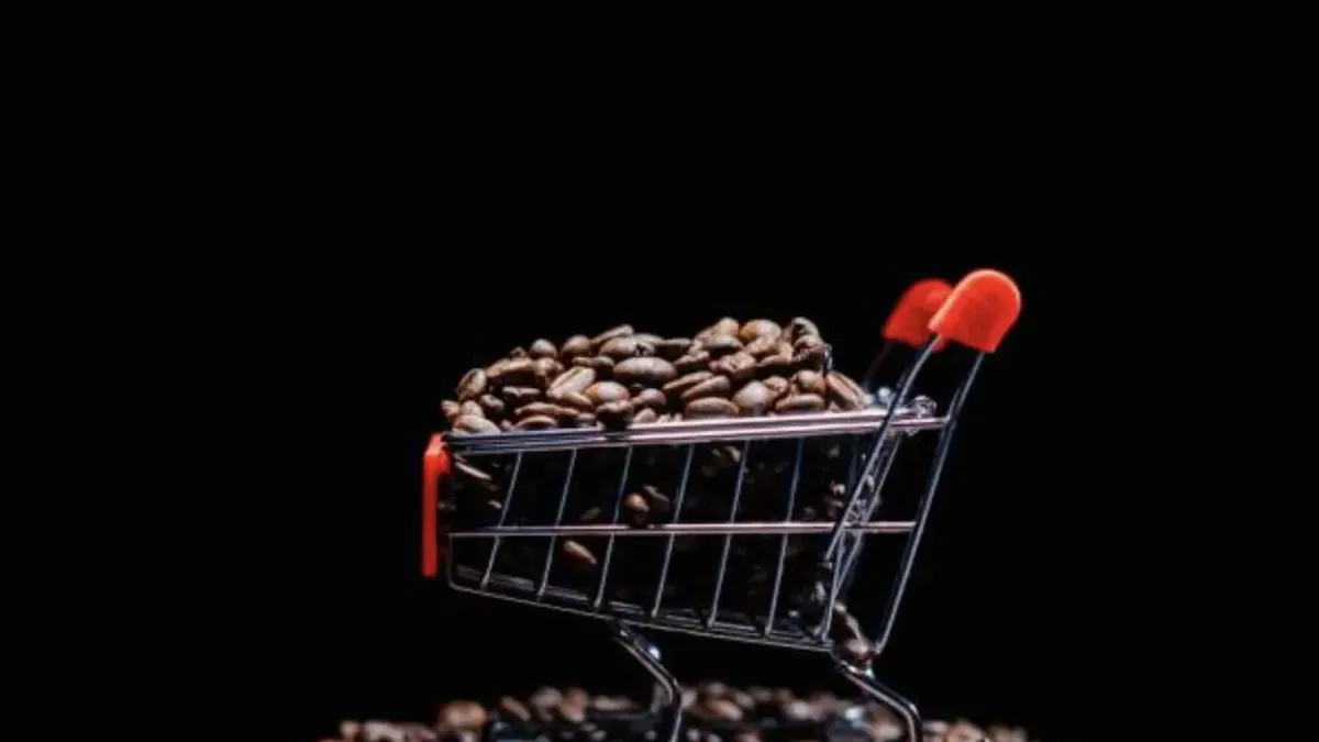 Aunque el café pierde valor en la Bolsa de Nueva York, la prima del grano colombiano sostiene el precio interno