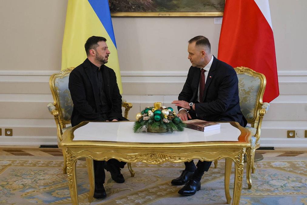 KAKAV ŠOK ZA ZELENSKOG: Ukrajinski predsednik vratio najviše odlikovanje Poljske! Masakr Poljaka glavni razlog skandala!