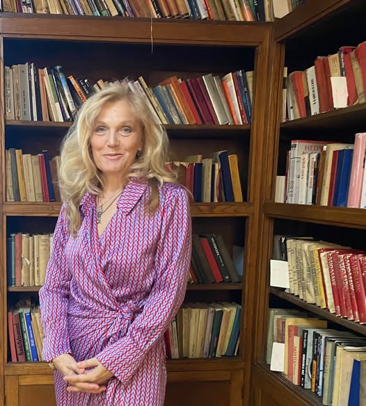 SINOĆ U APATINSKOJ BIBLIOTECI ODRŽANA PROMOCIJA ROMANA “IZLAZ”