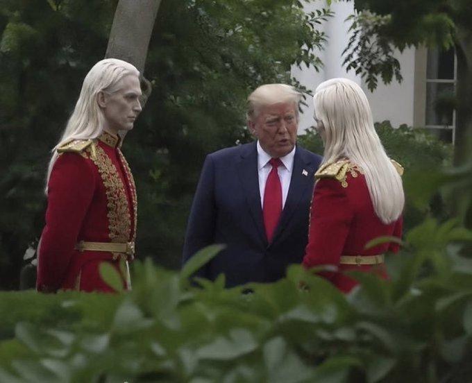 Trump und "Aliens" im Weißen Haus? Diese Bilder sorgen für Wirbel