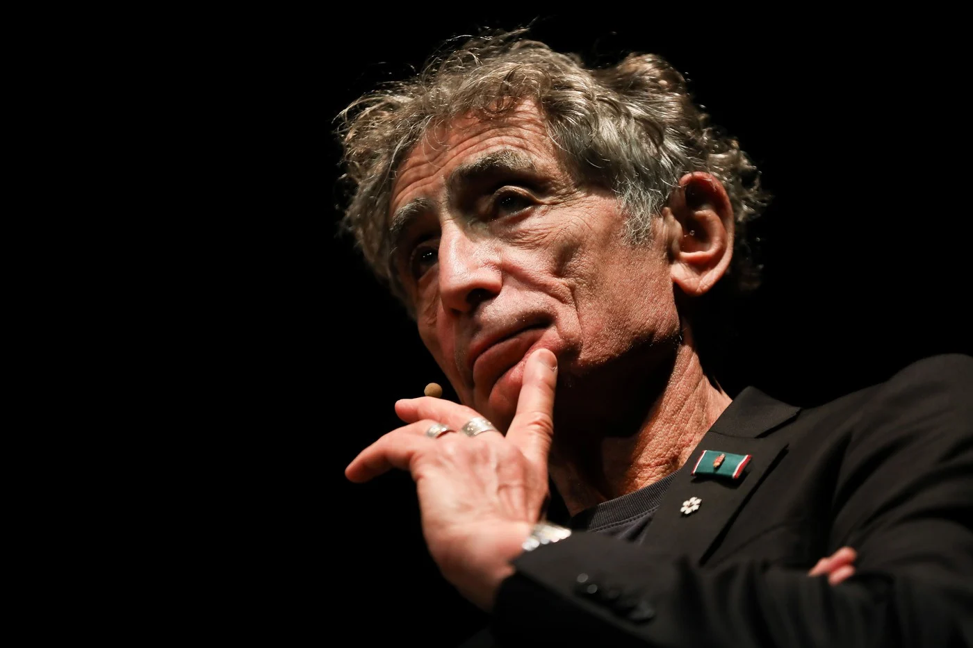 Dr Gabor Mate otkriva neprijatnu istinu: “Zbog ovoga žene često obolevaju od autoimunih bolesti”