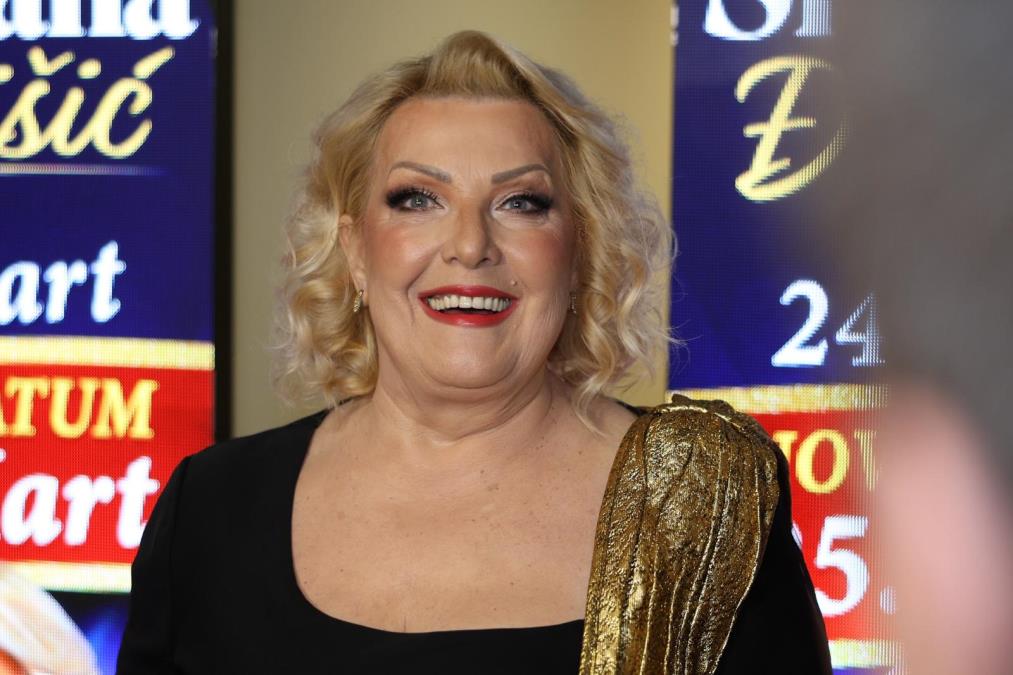 "BIO SAM ZALJUBLJEN U NJU" Pevač prvi put o emocijama prema Snežani Đurišić: Stalno sam gledao sliku koju mi je dala