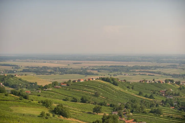 Prekmurje na današnji dan spet postalo sestavni del slovenskega ozemlja