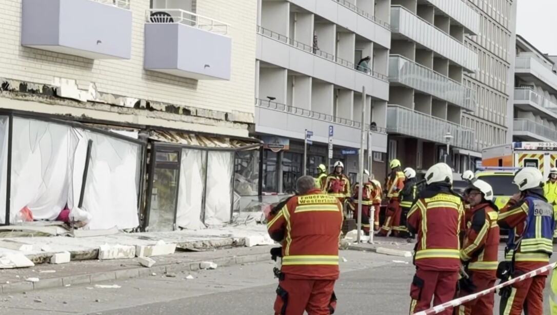 UŽAS U NEMAČKOJ: Obrušila se betonska nadstrešnica od 40 metara na šetalištu 
