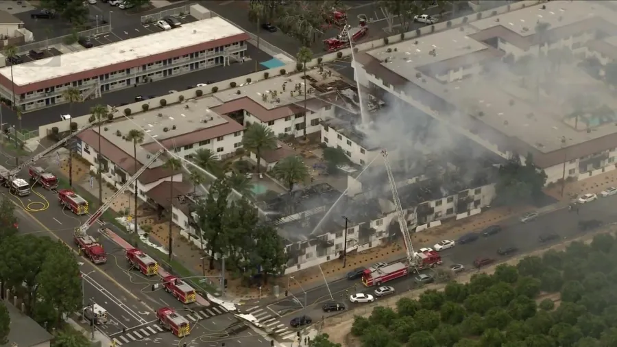 At least 150 people displaced by massive apartment complex fire near UC Riverside