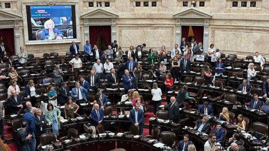 Milei government sends lobbying transparency bill to Congress