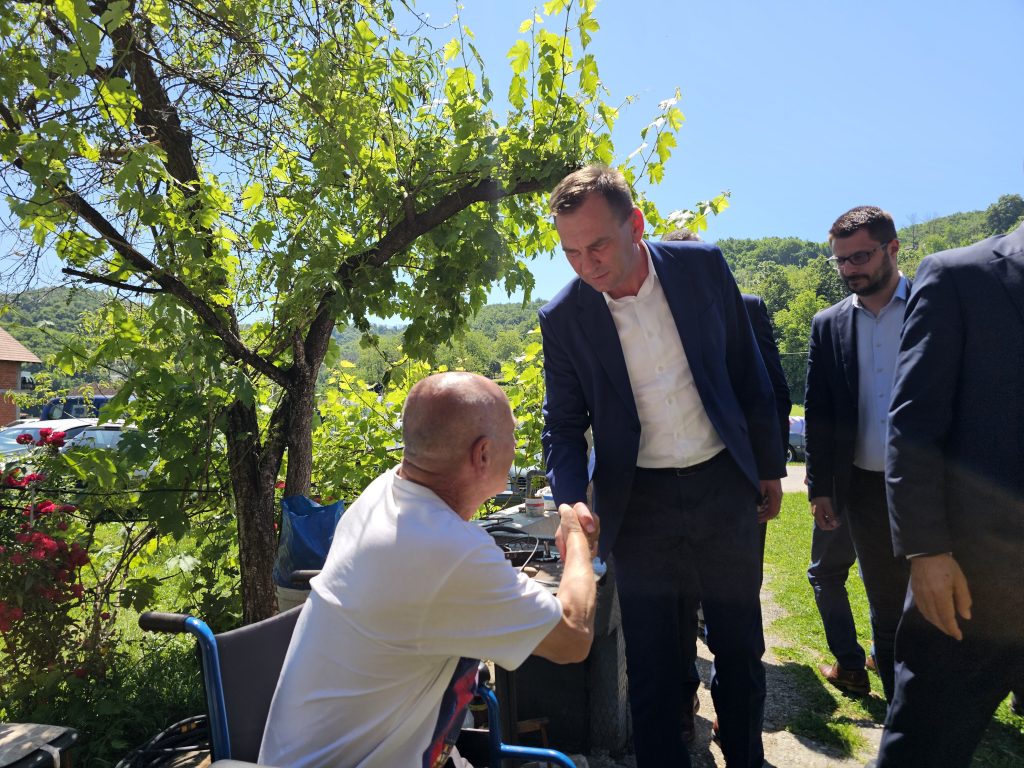 PODRŠKA PORODICI KOJA JE DALA VELIKI DOPRINOS REPUBLICI SRPSKOJ: OBNOVA KUĆE NIKIĆA U UGLJEVIKU