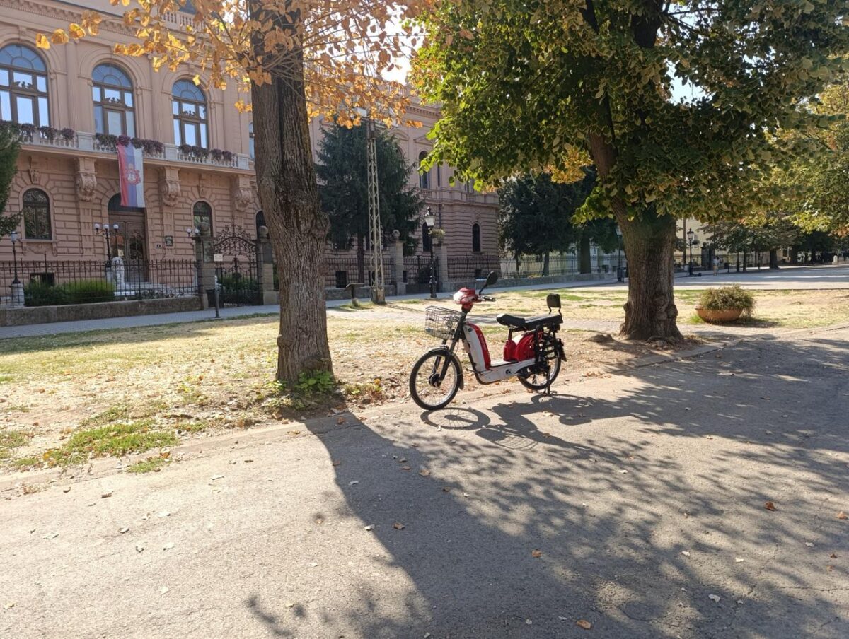Protest u Sremskim Karlovcima u petak zbog pretnji silovanjem aktivistkinji
