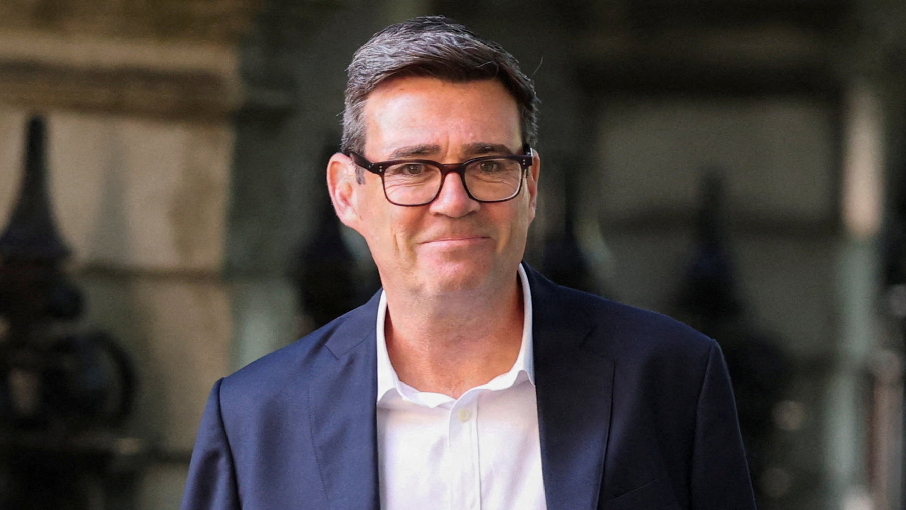 Burnham har nok opbakning til at blive ny Labour-leder