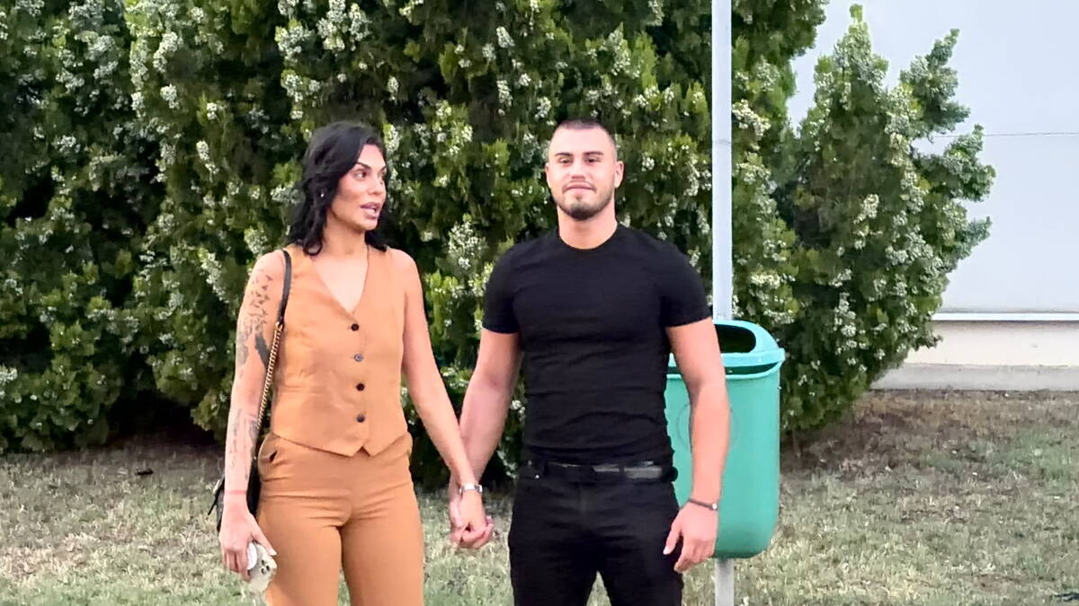 NAJVEĆE IZNENAĐENJE SUPERFINALA "ELITE 9"! Mina Vrbaški i Viktor Gagić zajedno stigli na finale, pa otkrili: Prespavali smo zajedno, planiramo zajednički život