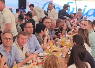 Došao je i taj dan – bujanovčki naprednjaci razapinju šatru, svenarodni skup u ovom selu
