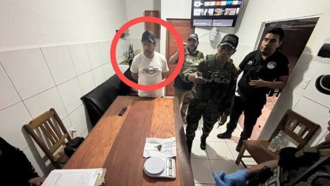 Hallan marihuana, celulares y una peluca en la celda de Marcelo Arce