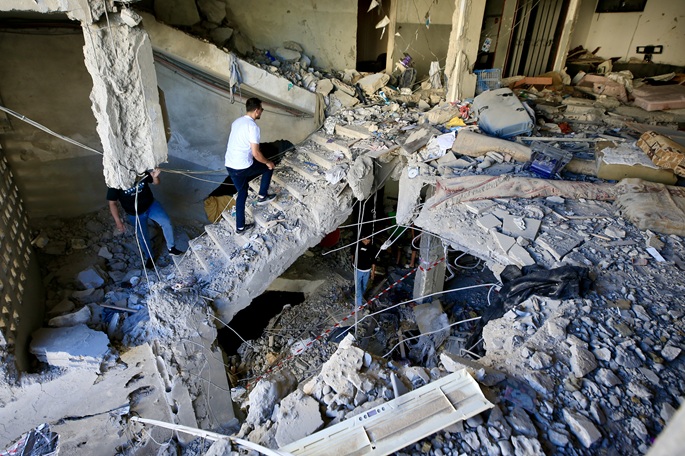 11 killed as Israel escalates attacks across Lebanon