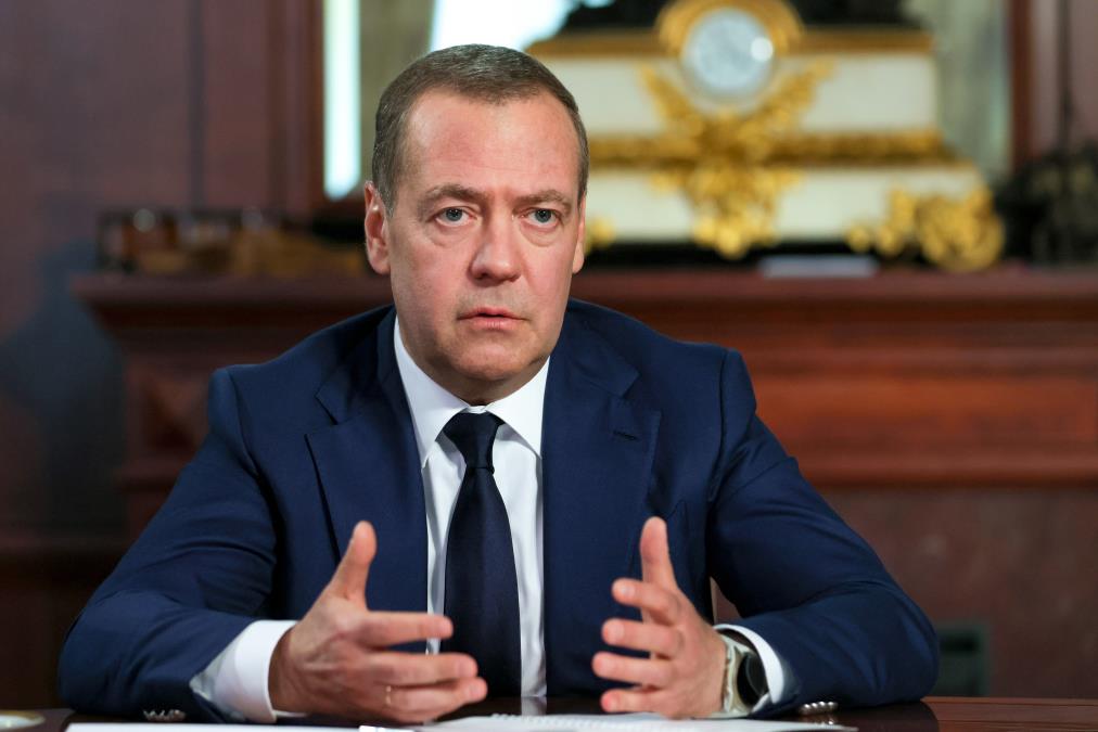 MEDVEDEV: Rusija pripremila mere оdmazdе ako rusku imovinu zaplene u inostranstvu