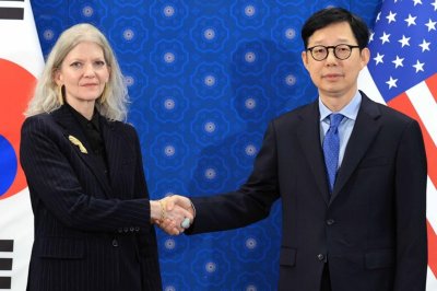 South Korea, U.S. to open security talks on nuclear subs