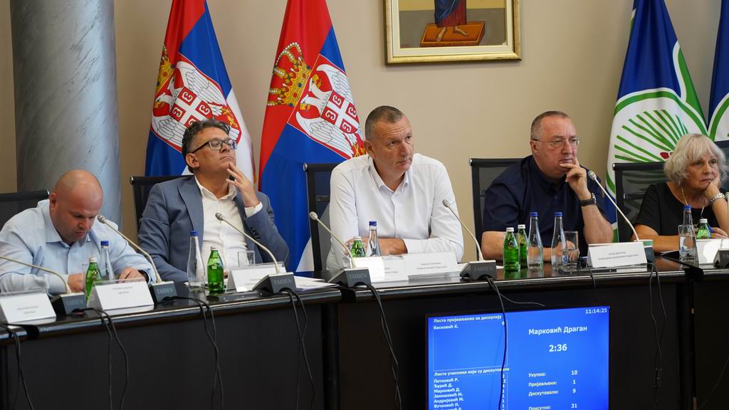 Veća pomoć za vantelesnu oplodnju, rotacije direktora i protest opozicije obeležili sednicu Skupštine grada Bora