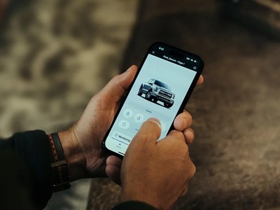 Ford uveo opciju daljinskog blokiranja vozila u slučaju krađe – ali uz pretplatu