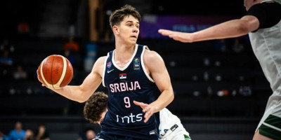 Bruka i sramota, Srbija precrtana: FIBA pre meča Amerikancima uručila zlato