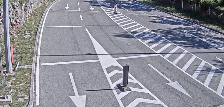 Obustavljen promet na graničnom prijelazu Aržano zbog prometne nesreće s druge strane granice