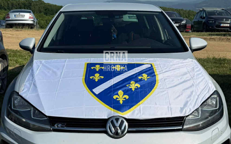 Može li zastava s ljiljanima biti zabranjena u RS-u?