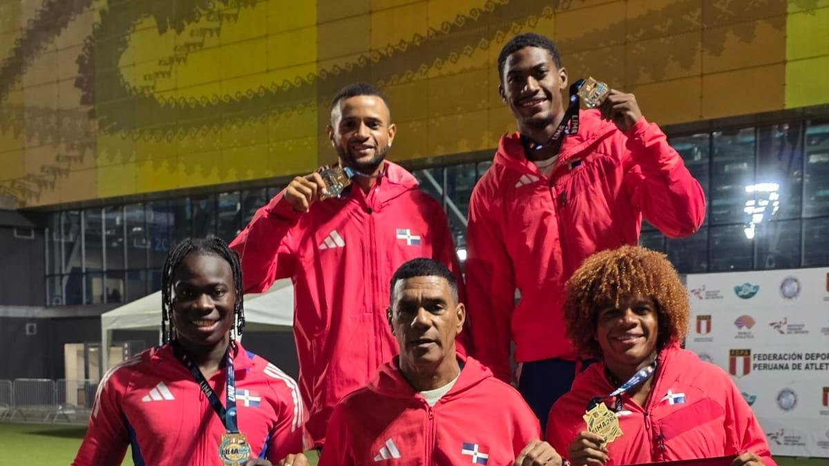 
                Relevo mixto 4x400 de República Dominicana gana oro en Iberoamericano
            