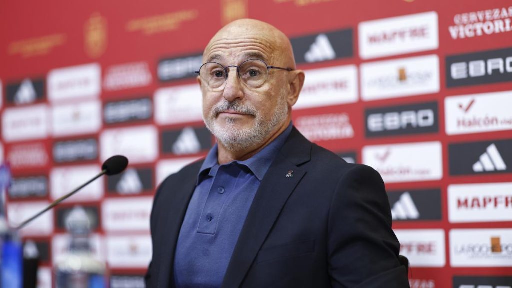 Luis de la Fuente: “Lamine Yamal estará disponible para el debut o el segundo partido”