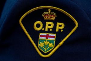 Highway 401 crash leaves two dead, three injured in Mississauga, Ont.