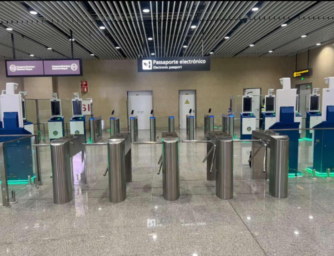  Angola: Aeroporto Agostinho Neto é a principal via de entrada de drogas no país