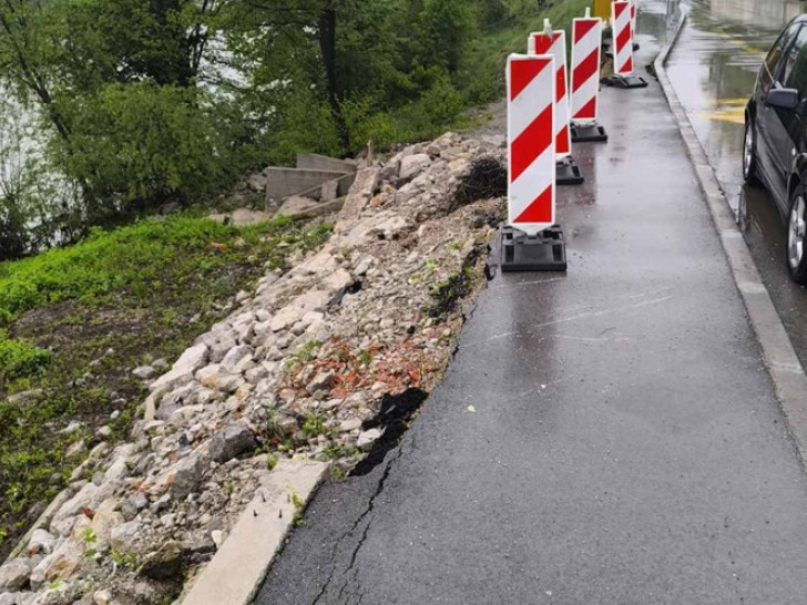 Radovi u Priječanima krenuli uz pompu, pa gotovo stali: Ostali samo bageri