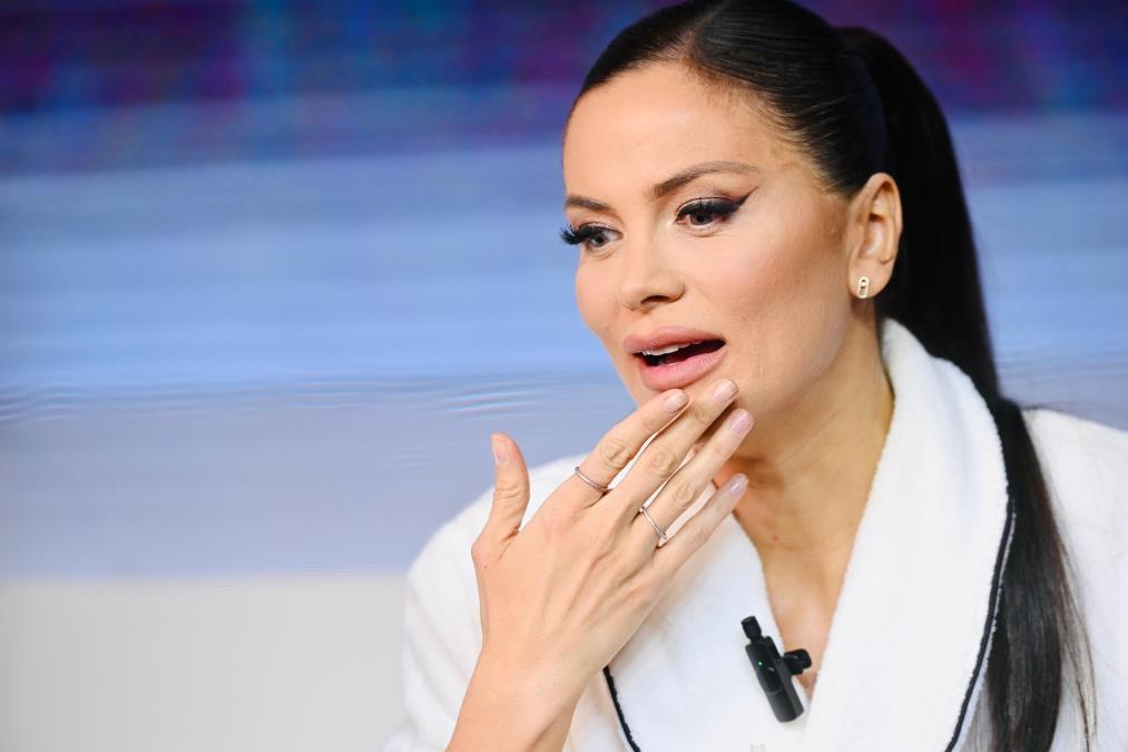 MILICA PAVLOVIĆ OTKRILA TAJNU UGOVORA SA GRANDOM! Pevačica objasnila šta je "plava svirka" i priznala: Nikada nisam to koristila, a sve kolege jesu!