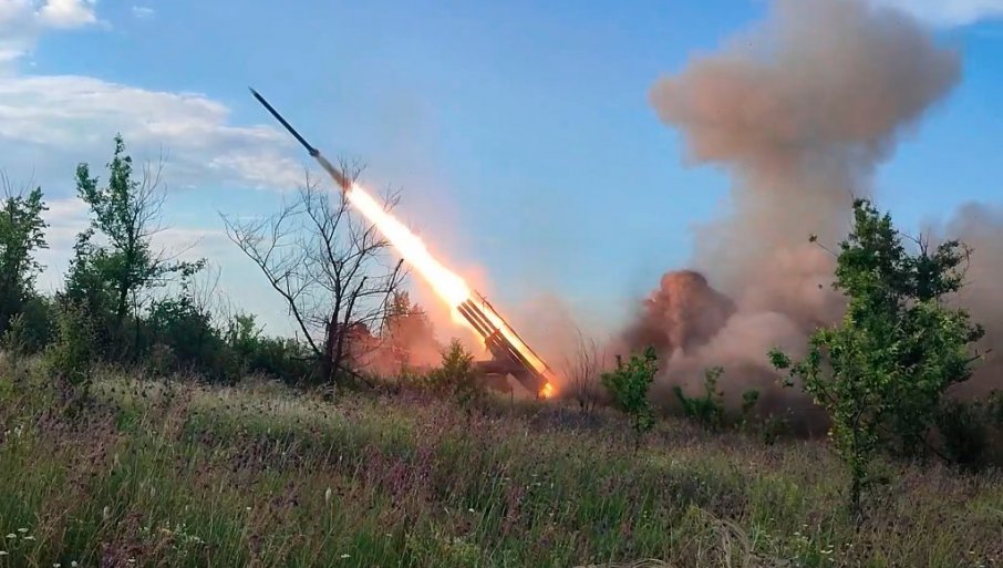 SIRENE ZAVIJALE, "METALNI" OBLACI SE NADVILI NAD RUSIJOM: Evo sa kakvim se hororom danas susrela ruska PVO nad Arhangelskom