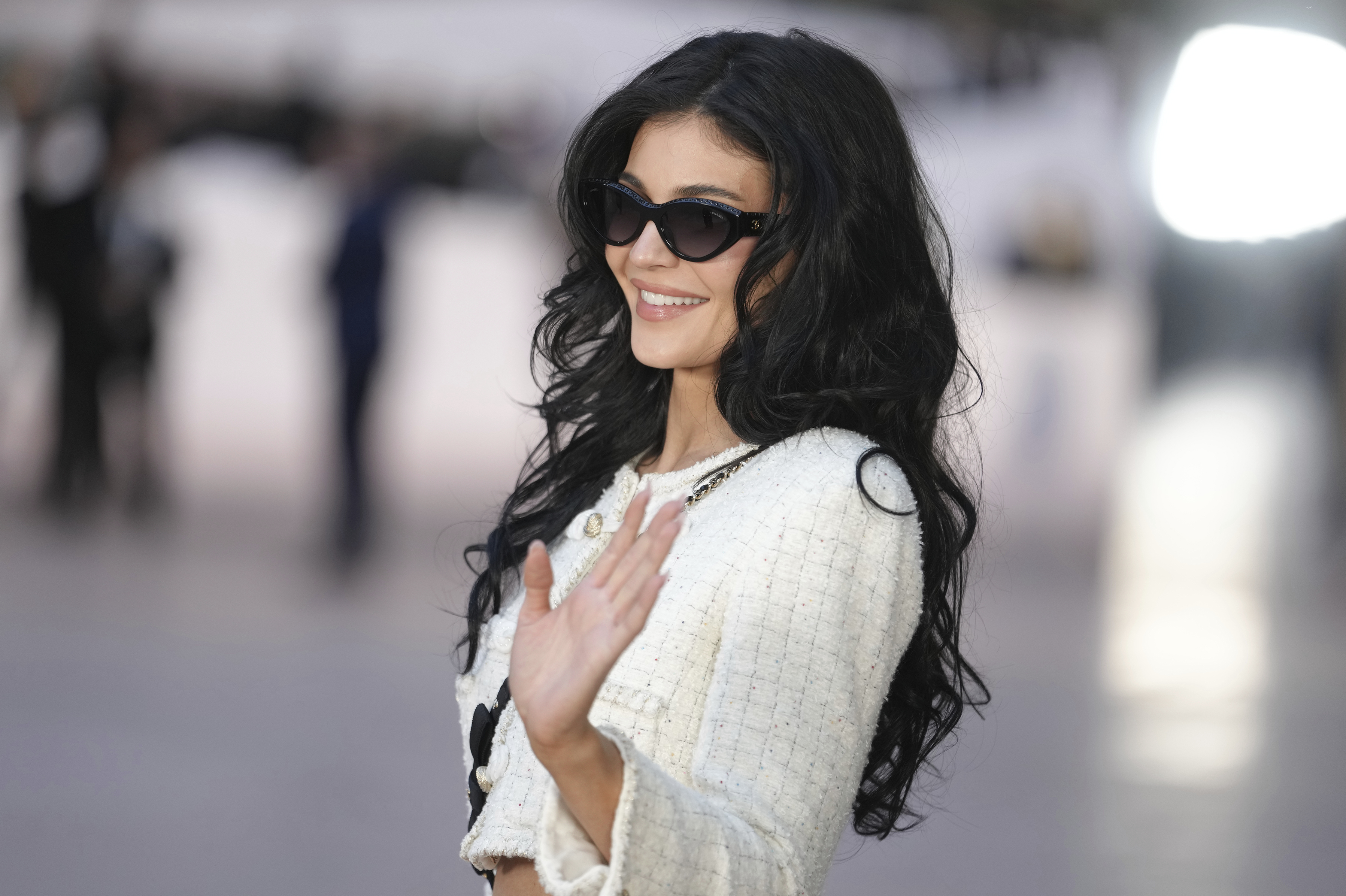'Not sexy' or 'Tech Moment'? Lorde hates on AI glasses as Kylie Jenner faces backlash over Meta campaign