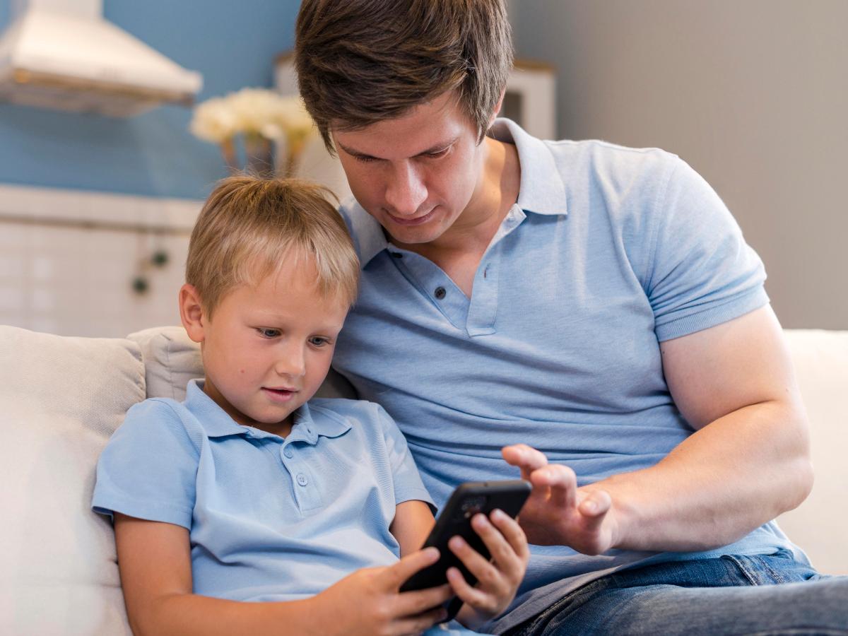 WhatsApp lanzará cuentas para menores supervisadas por padres: así funcionarán y cómo activarlas