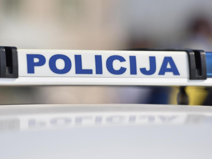 Strahota u komšiluku: Muškarac upao u salon, pa prijetio bivšoj da će ubiti nju i dijete