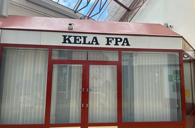 Social aid recipients need to inform Kela if travel abroad for 7+ days